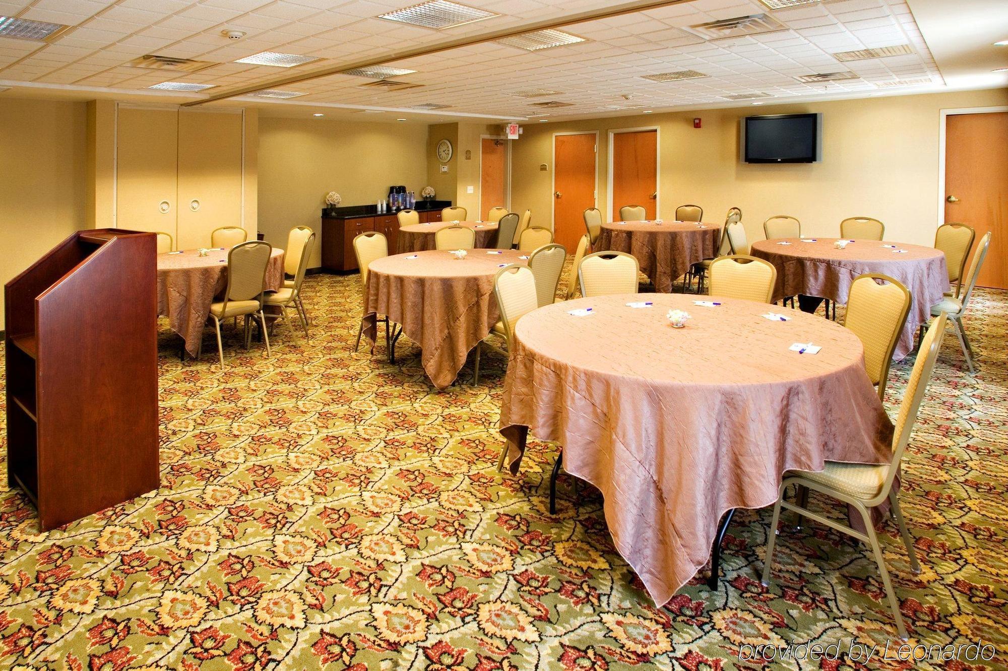 Holiday Inn Express & Suites Selma By Ihg Faciliteter billede