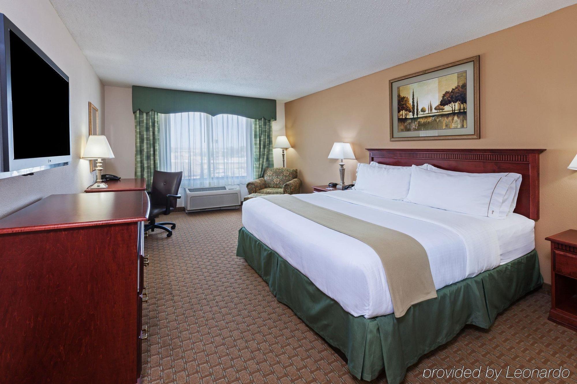 Holiday Inn Express & Suites Selma By Ihg Eksteriør billede