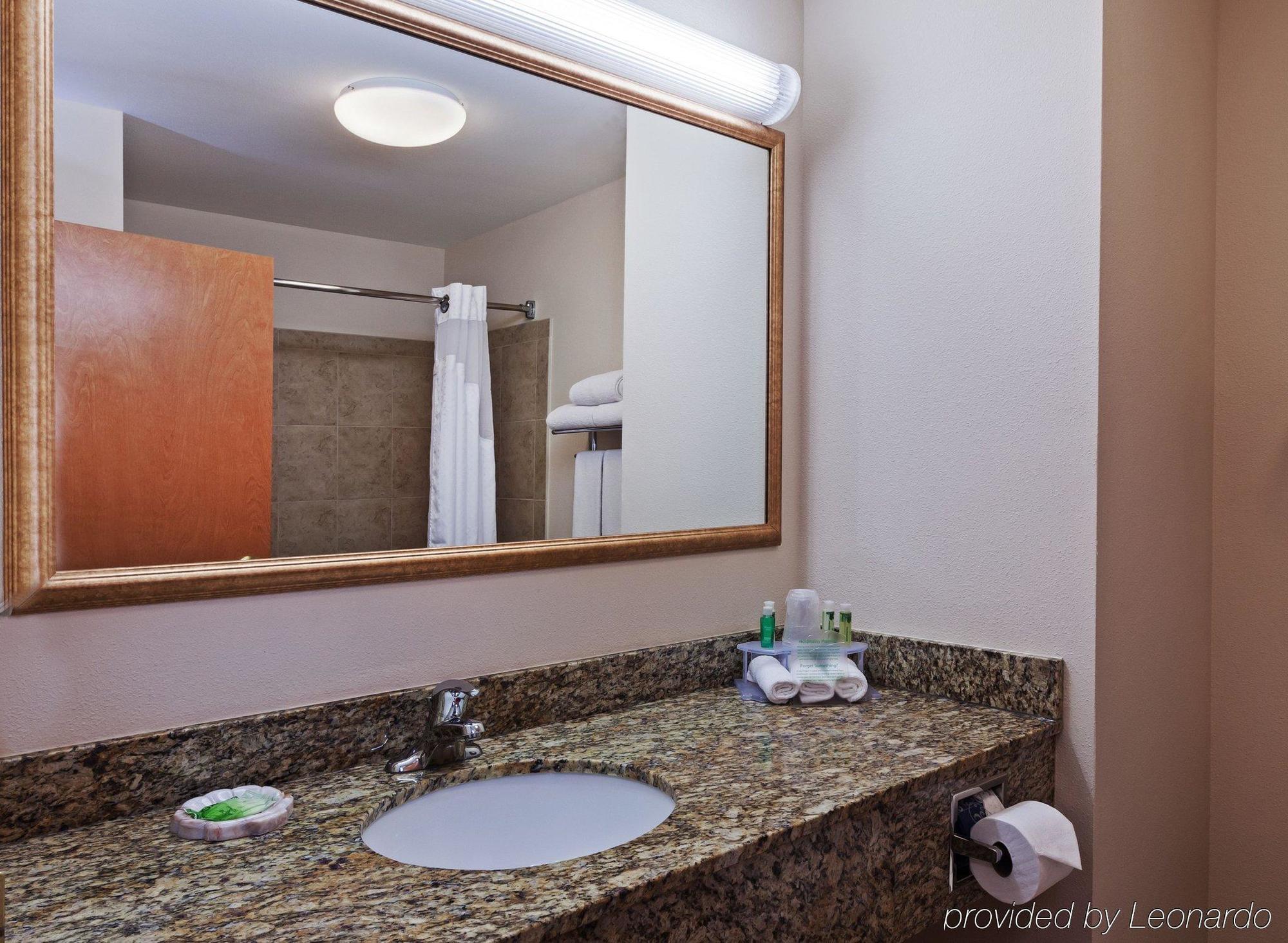 Holiday Inn Express & Suites Selma By Ihg Eksteriør billede