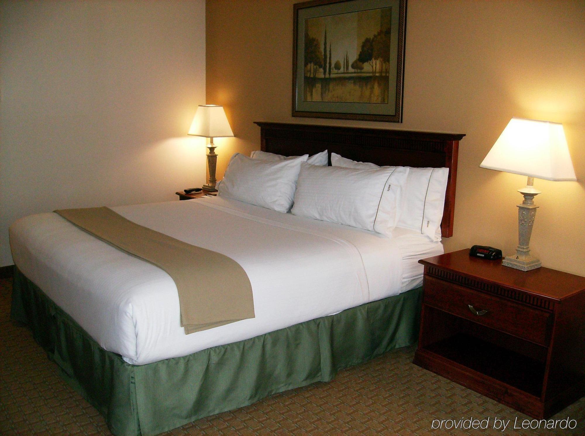 Holiday Inn Express & Suites Selma By Ihg Eksteriør billede