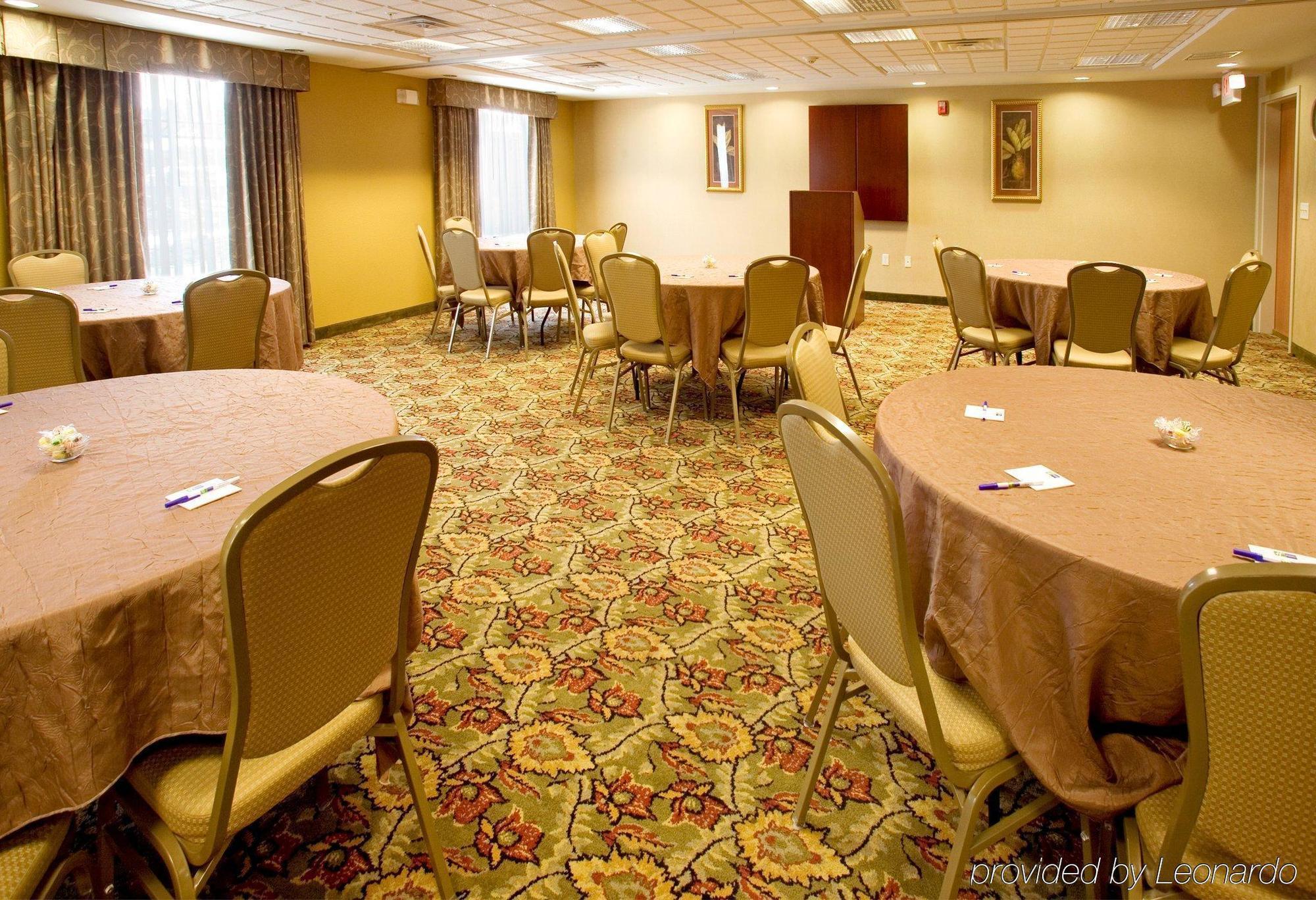 Holiday Inn Express & Suites Selma By Ihg Eksteriør billede