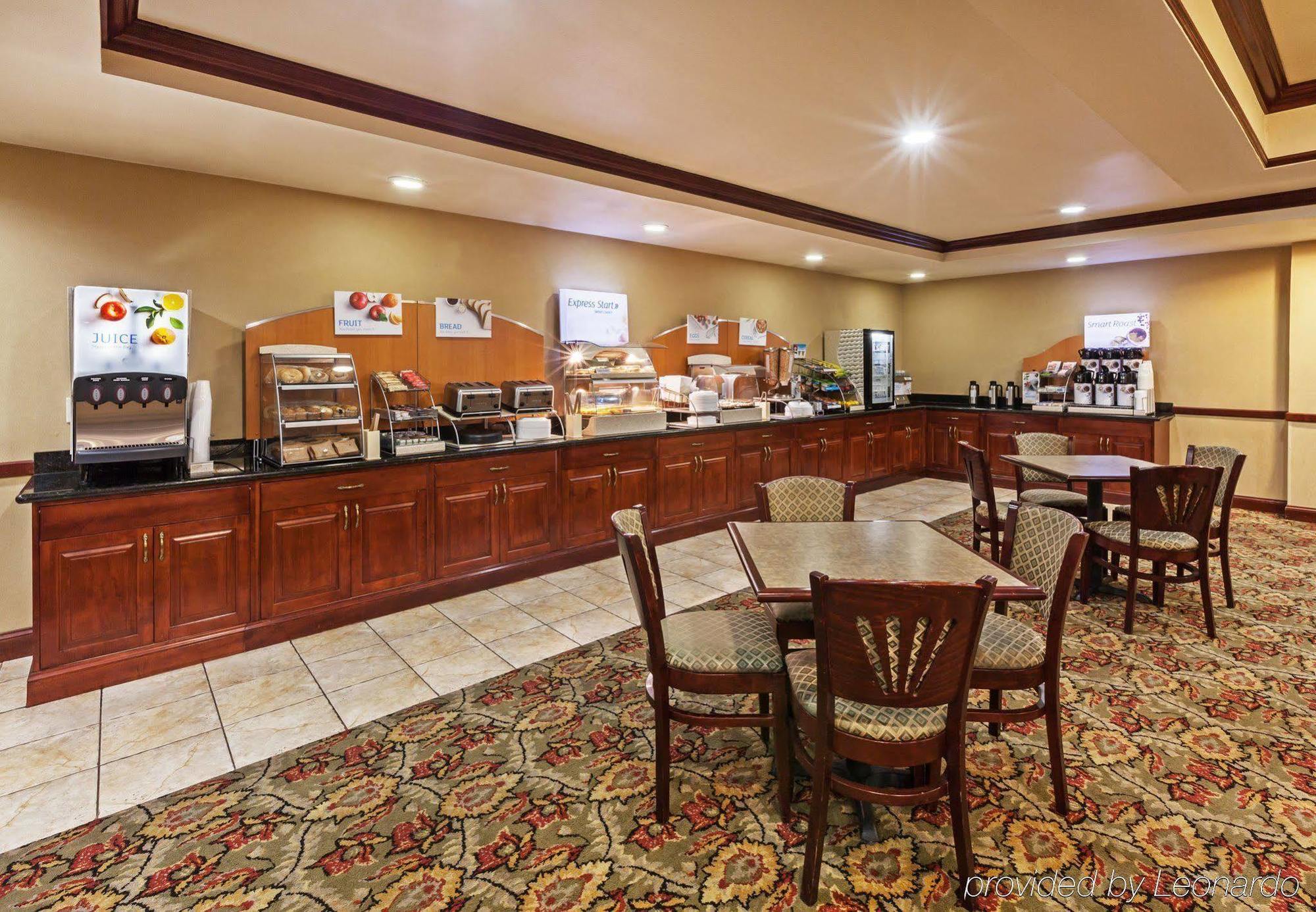 Holiday Inn Express & Suites Selma By Ihg Eksteriør billede