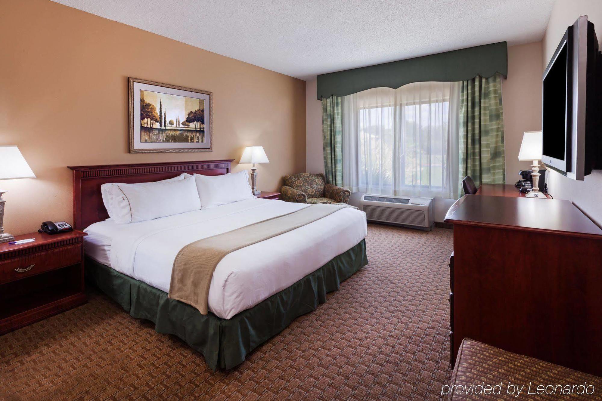 Holiday Inn Express & Suites Selma By Ihg Eksteriør billede